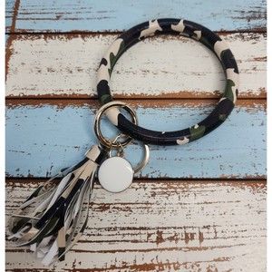 CAMO Wristlet Key Ring Bracelet Round Oversized Keychain Holder Tassel